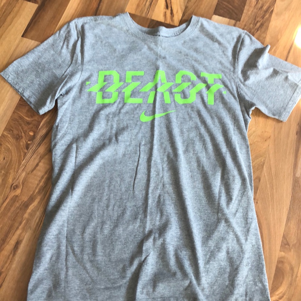 Nike Tee